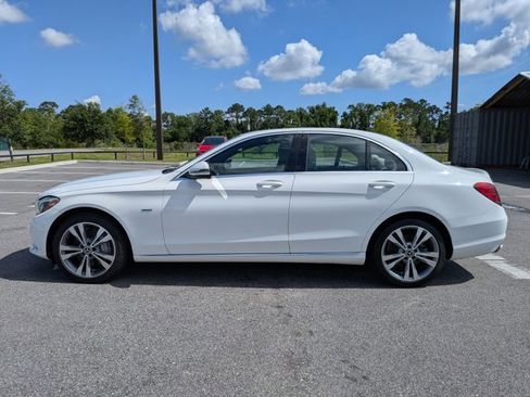 Used 2018 Mercedes-Benz C 350e Sedan image 9