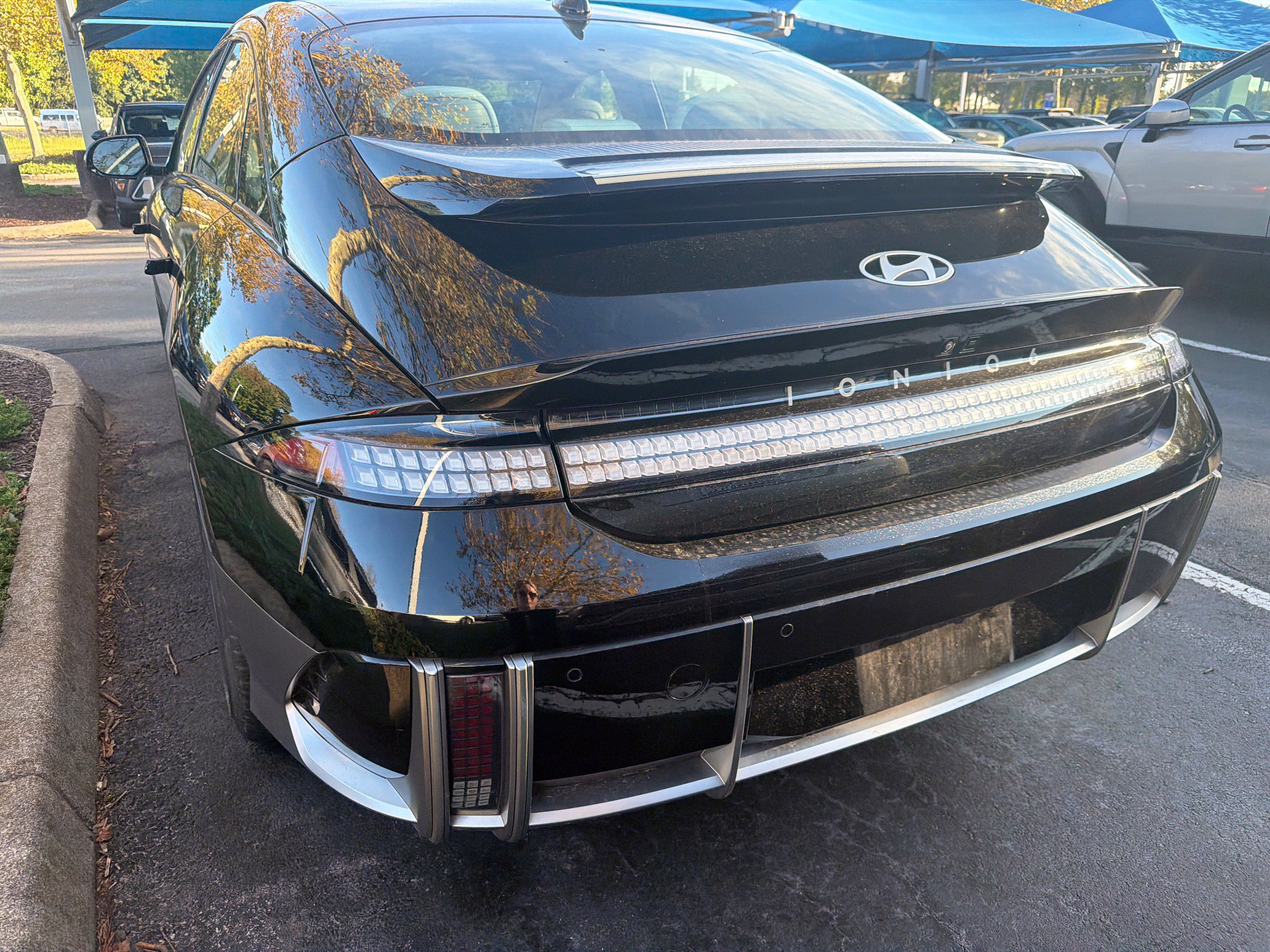 Used 2023 Hyundai Ioniq 6 Limited RWD image 7