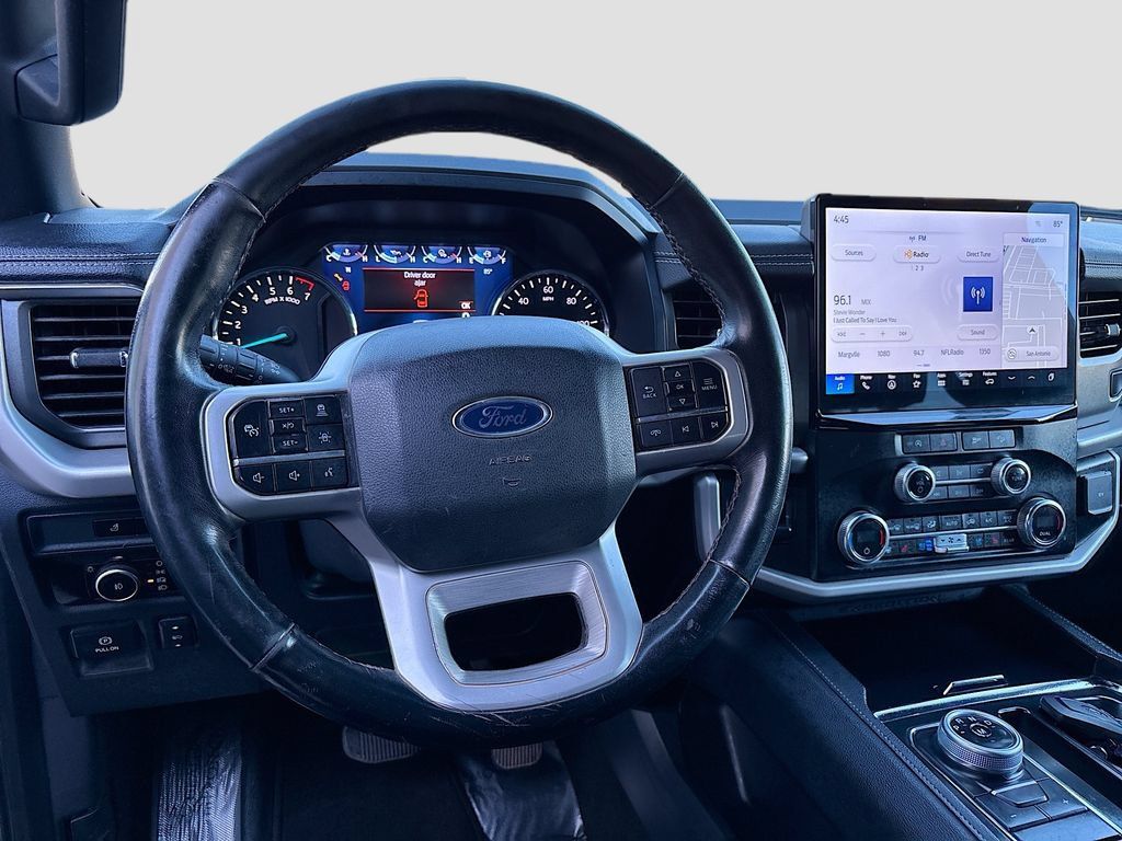 Used 2023 Ford Expedition Limited RWD image 11