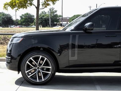 New 2026 Land Rover Range Rover SE AWD/4WD image 13