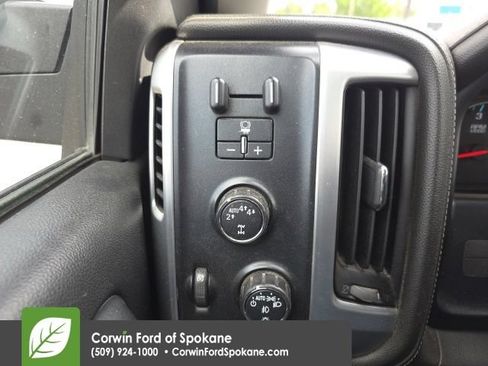 Used 2017 GMC Sierra 1500 SLT AWD/4WD image 3