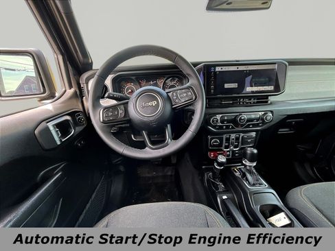 Used 2025 Jeep Wrangler Unlimited Sport AWD/4WD image 8