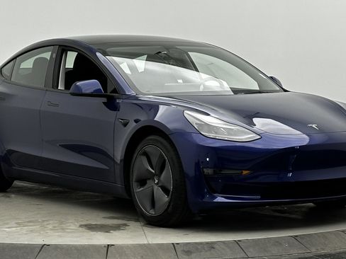 Used 2023 Tesla Model 3 Long Range image 3