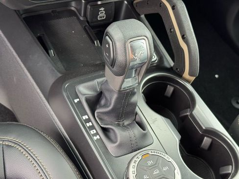 New 2026 Ford Bronco Badlands AWD/4WD image 18