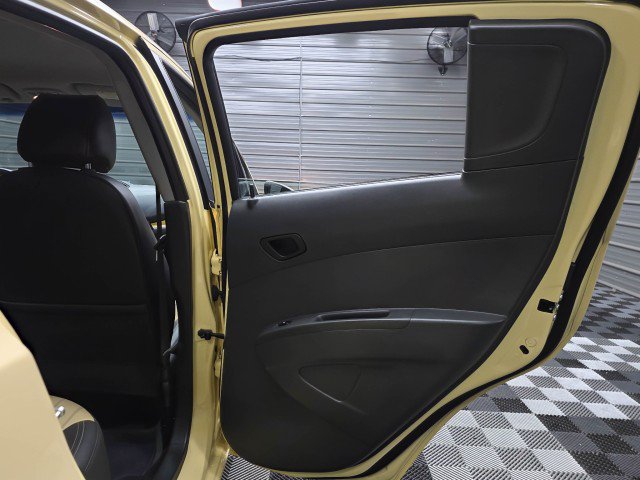 Used 2014 Chevrolet Spark LS FWD image 31