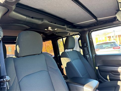 Certified 2021 Jeep Wrangler Unlimited Sport image 8