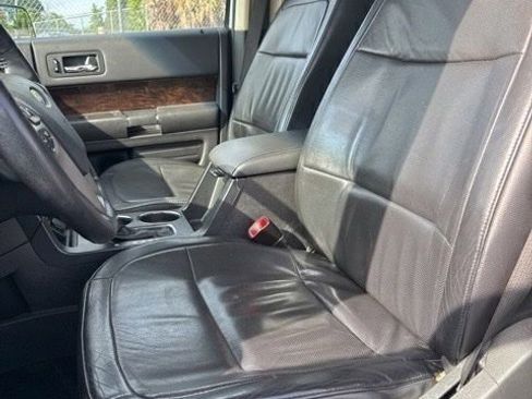 Used 2019 Ford Flex Limited AWD/4WD image 6