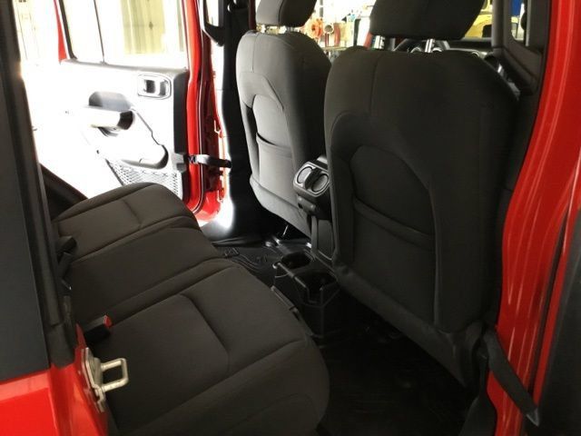 Used 2023 Jeep Wrangler Unlimited Sport AWD/4WD image 37