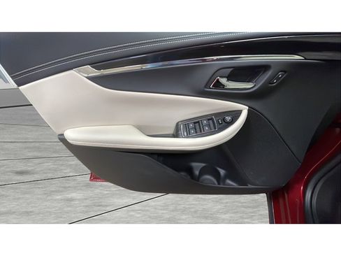 Used 2018 Chevrolet Impala LT w/ LT Leather Package image 18