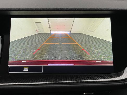 Used 2023 Buick Envision Essence AWD/4WD image 4