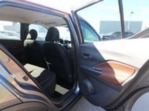 Used 2020 Nissan Kicks SR image 22