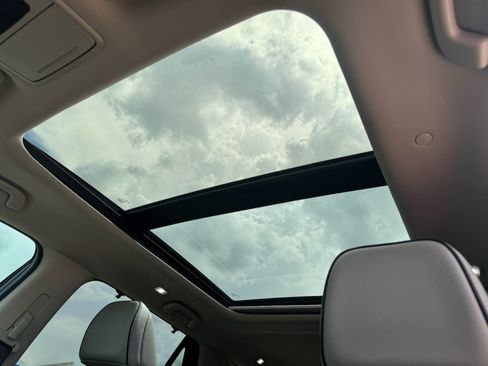 Certified 2025 Honda Pilot Elite image 27