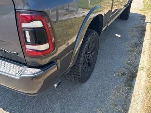 Used 2022 RAM 3500 Limited w/ Night Edition AWD/4WD image 18