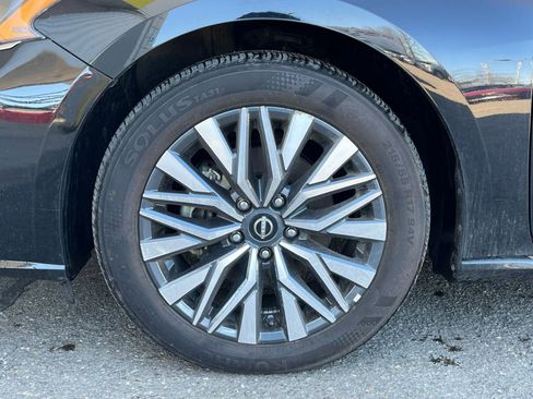 Used 2025 Nissan Altima 2.5 SV image 29