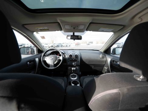 Used 2009 Nissan Rogue SL w/ Premium Pkg image 19