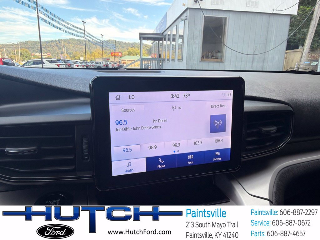 Used 2023 Ford Explorer XLT AWD/4WD image 31