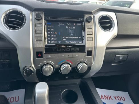 Used 2018 Toyota Tundra SR5 image 23