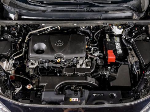 Used 2021 Toyota RAV4 LE FWD image 45