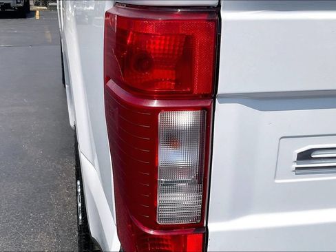 Certified 2022 Ford F250 XLT AWD/4WD image 29