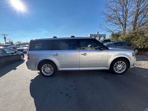 Used 2015 Ford Flex SEL w/ Equipment Group 202A image 4