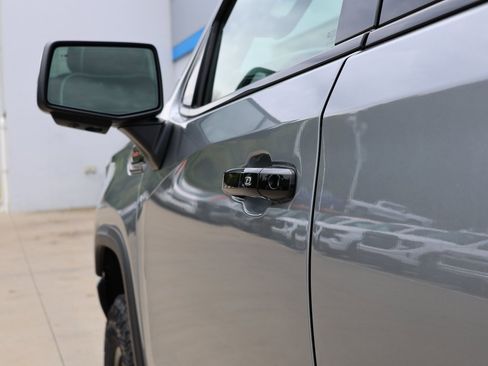 New 2026 GMC Sierra 1500 AT4X w/ AT4X AEV Edition image 10