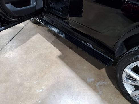 Used 2021 Chevrolet Tahoe High Country RWD image 49