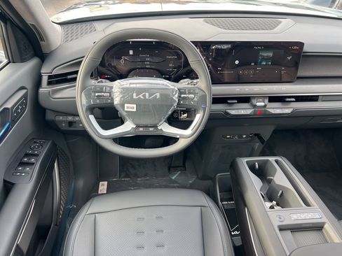 New 2026 Kia EV9 Wind image 10