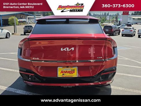 Used 2022 Kia EV6 GT-Line w/ GT-Line Suede Seat Package AWD/4WD image 4