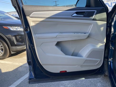 Used 2018 Volkswagen Atlas SE image 11