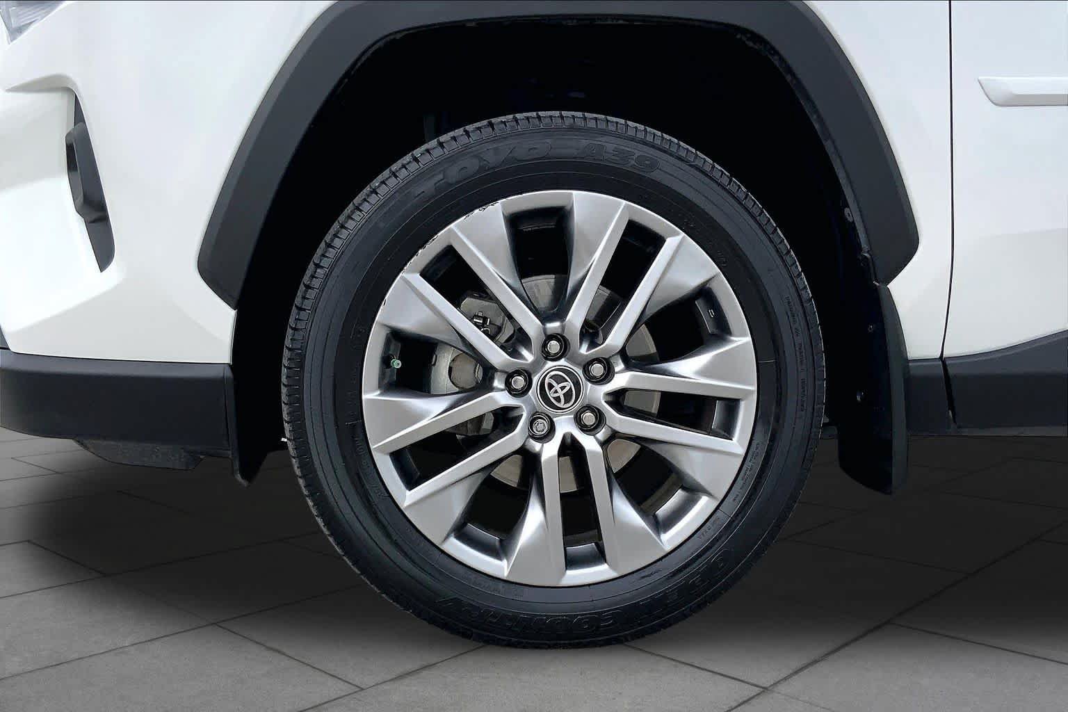 Used 2023 Toyota RAV4 XLE Premium AWD/4WD image 11