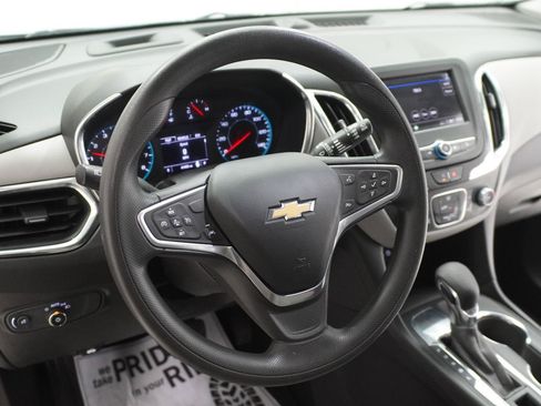 Used 2023 Chevrolet Equinox LS w/ Driver Confidence II Package FWD image 7