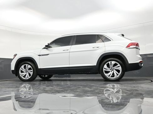 Used 2020 Volkswagen Atlas Cross Sport SEL image 22