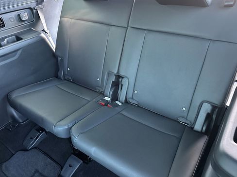 Used 2025 Hyundai Santa Fe Calligraphy image 33