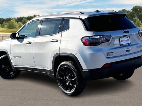 New 2026 Jeep Compass Latitude image 3