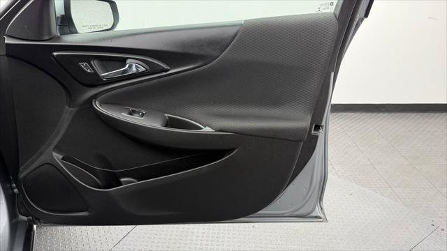 Used 2023 Chevrolet Malibu LT FWD image 22