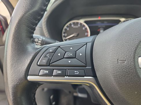 Used 2021 Nissan Sentra SV image 22