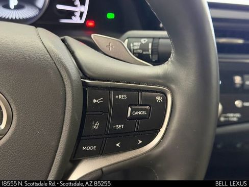 Used 2024 Lexus ES 300h w/ Premium Package image 18