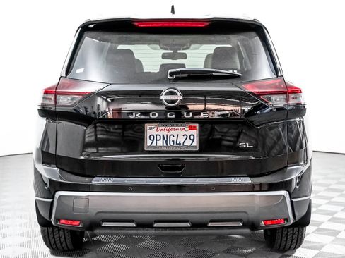 Used 2024 Nissan Rogue SL w/ SL Premium Package FWD image 10