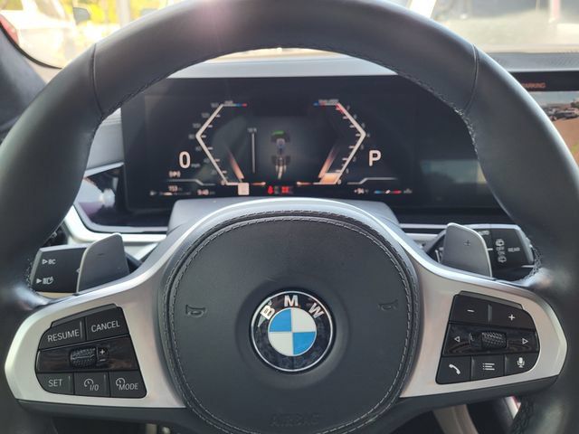 Used 2023 BMW X7 xDrive40i w/ M Sport Package AWD/4WD image 19