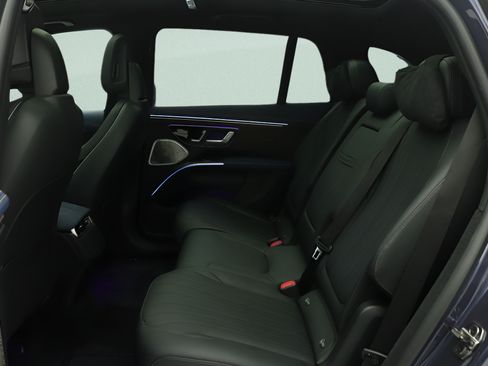 Certified 2023 Mercedes-Benz EQS 580 4MATIC SUV image 31