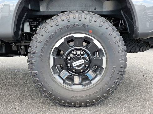 New 2026 Ford F250 Lariat w/ Tremor Off-Road Package image 5