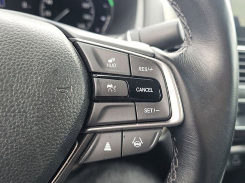 Used 2022 Honda Accord Touring image 17
