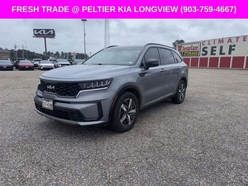 Used 2022 Kia Sorento S image 1