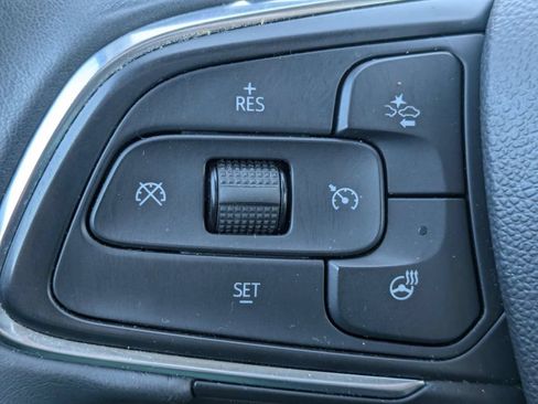 Used 2023 Buick Envision Essence w/ Sport Touring Package AWD/4WD image 28