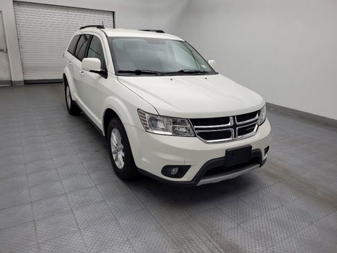 Used 2017 Dodge Journey SXT w/ Comfort/Convenience Group image 13