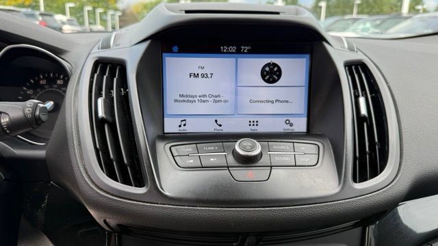 Used 2017 Ford Escape SE w/ Equipment Group 201A AWD/4WD image 12