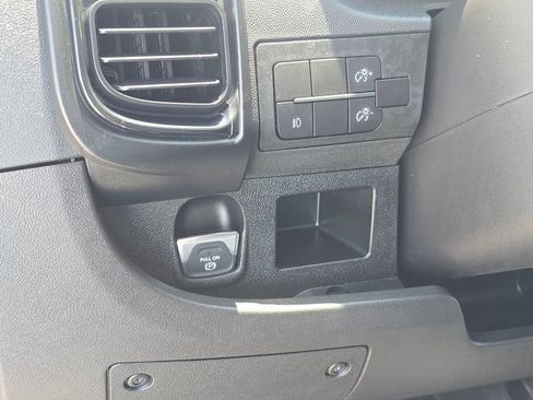 Used 2026 RAM ProMaster 2500 w/ Convenience Group FWD image 13