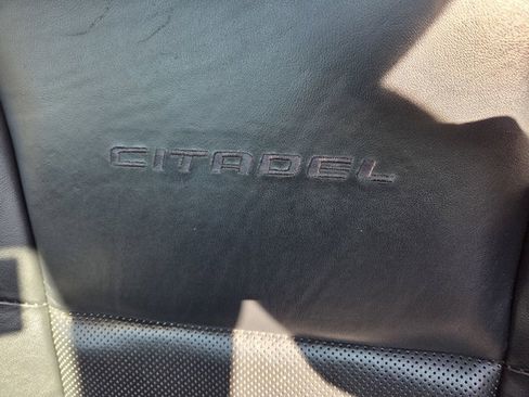 Used 2016 Dodge Durango Citadel w/ Premium Entertainment Group AWD/4WD image 24