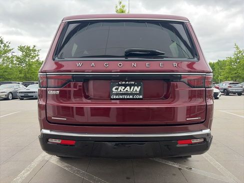 Used 2022 Jeep Wagoneer Series I w/ Convenience Group I AWD/4WD image 7