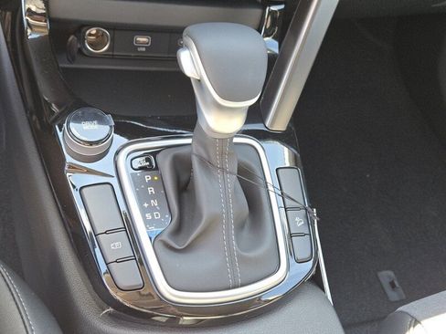 New 2026 Kia Seltos S image 14